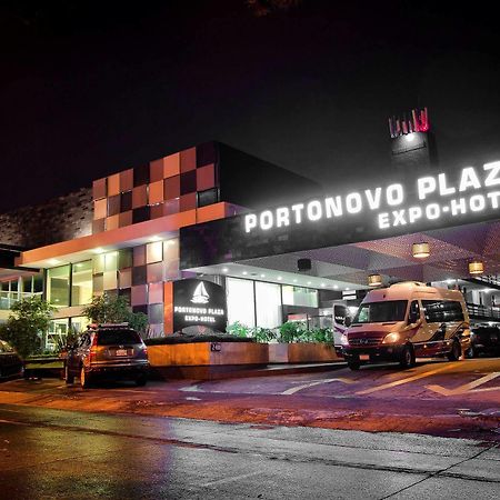 Hotel Portonovo Plaza Expo Сапопан Экстерьер фото