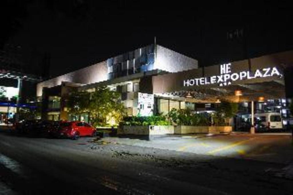 Hotel Portonovo Plaza Expo Сапопан Экстерьер фото