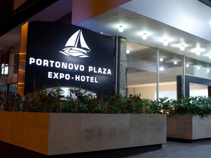 Hotel Portonovo Plaza Expo Сапопан Экстерьер фото