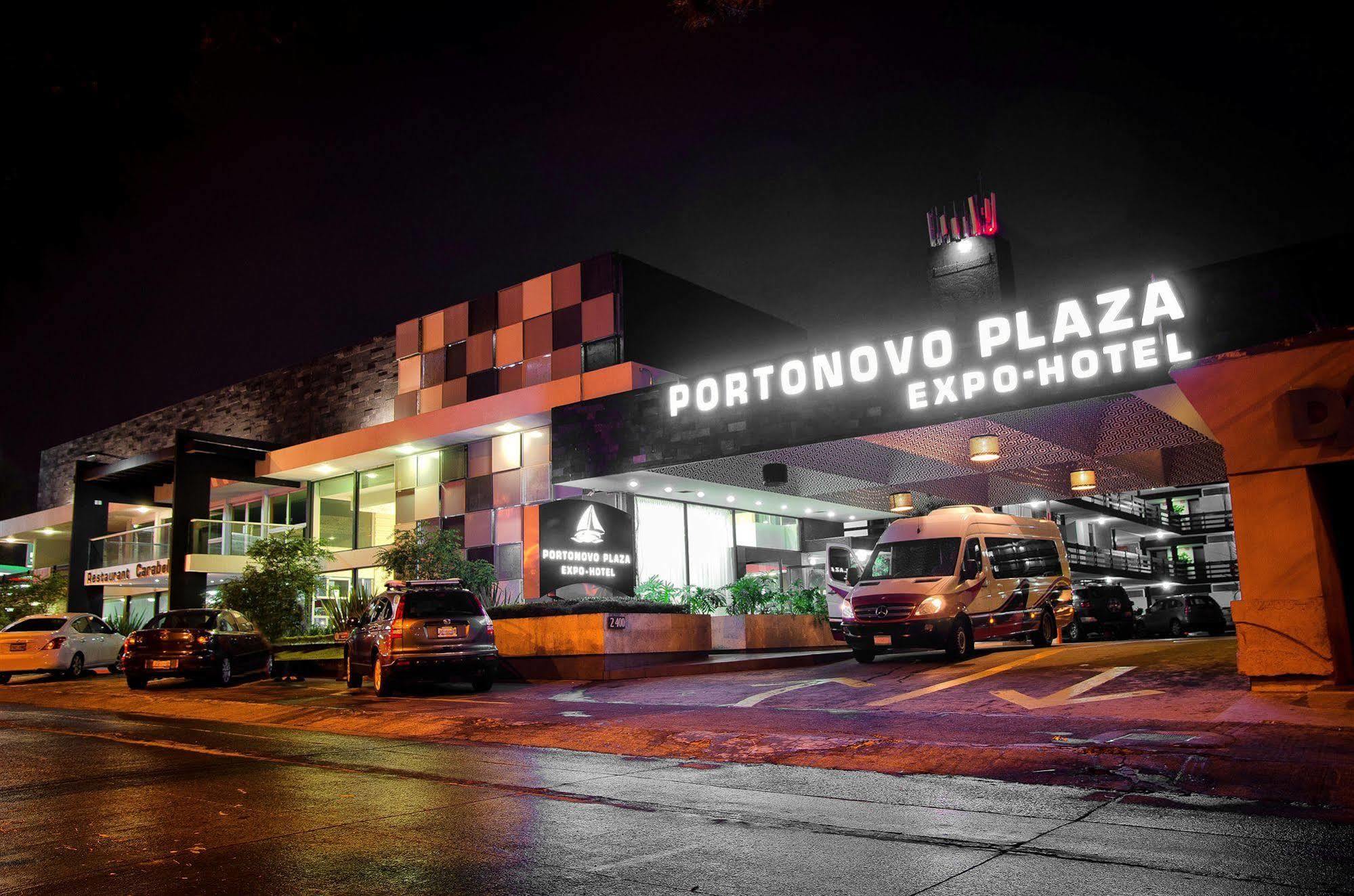 Hotel Portonovo Plaza Expo Сапопан Экстерьер фото